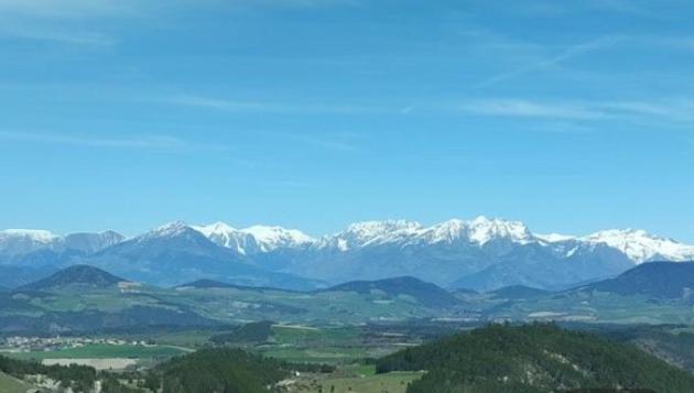 Petit Studio Mansarde 18 M2 Avec Navette Gratuit Aux Pistes De Ski 格雷斯昂韦科尔 外观 照片